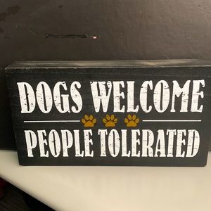 Dog lovers sign